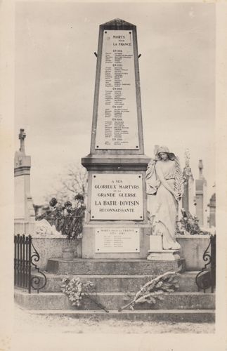la B&acirc;tie-Divisin (Is&egrave;re) le Monument
