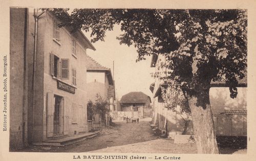 la B&acirc;tie-Divisin (Is&egrave;re) le Centre