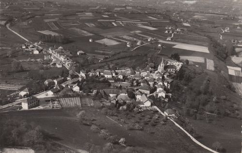 24783 la B&acirc;tie-Divisin (Is&egrave;re) Vue g&eacute;n&eacute;rale a&eacute;rienne