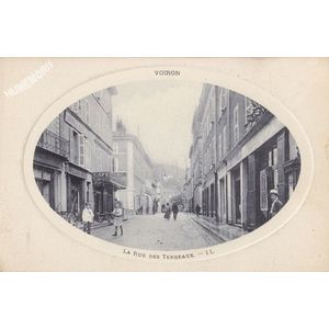Voiron la rue des Terreaux LL