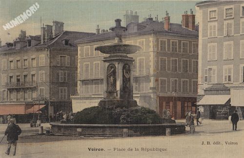 Voiron place de la R&eacute;publique