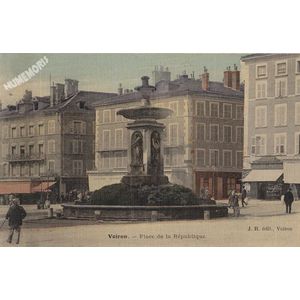 Voiron place de la R&eacute;publique