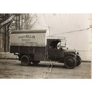 Charavines : camionnette Joseph Millon 1934