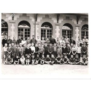 charavines : &eacute;cole des garcons moderne