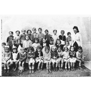 charavines : &eacute;cole Saint Joseph 1947