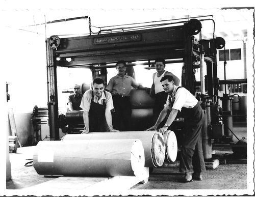 Charavines : papeteries : atelier du pliage