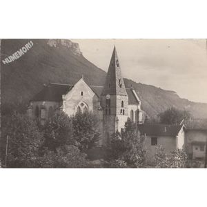 La Buisse (Is&egrave;re) l'&eacute;glise (monument class&eacute;) (clocher du 11e si&egrave;cle)