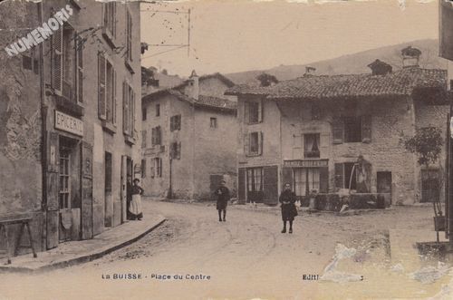 la Buisse place du centre