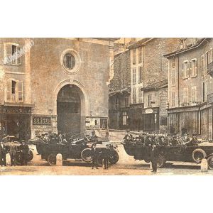 d&eacute;part de la fanfare de voiron pour aiguebelette en 1958