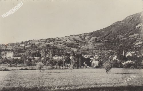 les belles alpes fran&ccedil;aises 1  la buisse (Is&egrave;re) vue g&eacute;n&eacute;rale