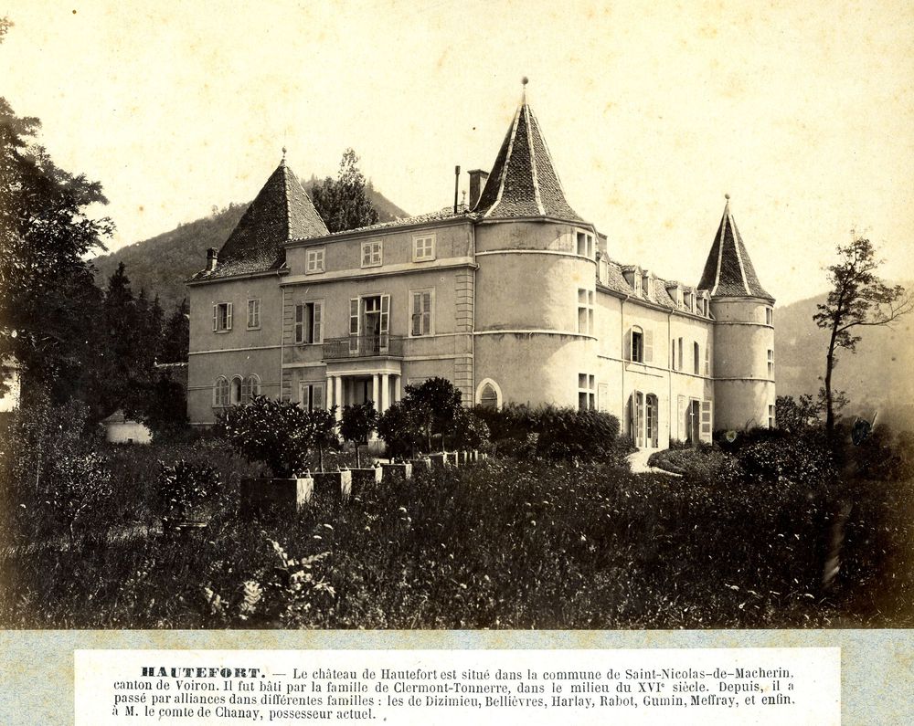Saint Nicolas de Macherin ch&acirc;teau