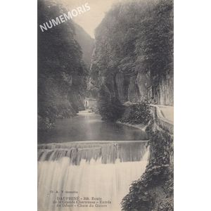 chute du Guiers &agrave; l'entr&eacute;e du D&eacute;sert