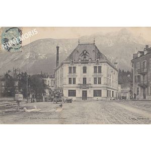 Saint Laurent du Pont- Entr&eacute;e