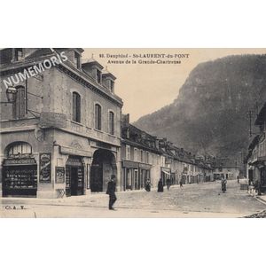 Saint Laurent du Pont- Avenue de la Grande Chartreuse