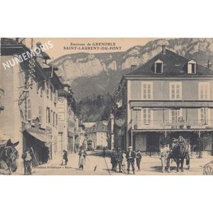 Saint Laurent du Pont- La place